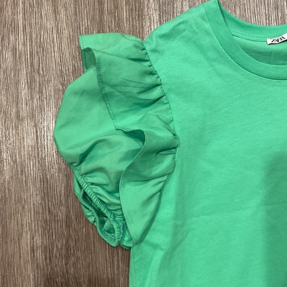 Zara puff sleeve top - Picture 2 of 4